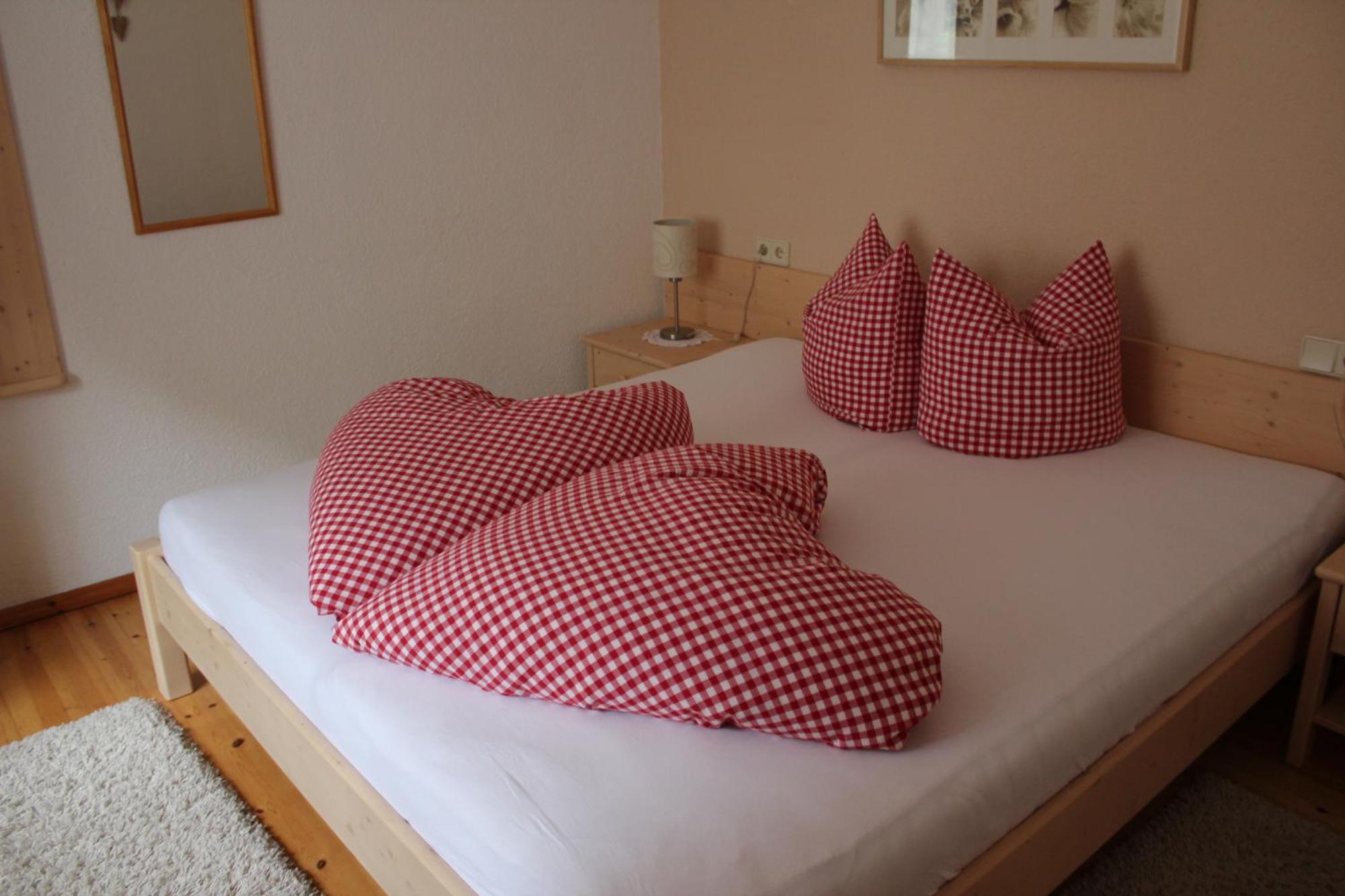 Haus Schuchter Hotell Pfunds Eksteriør bilde